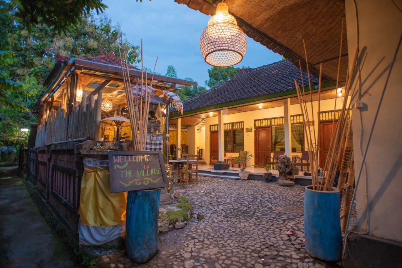 The Village Bed And Breakfast โลวินา ภายนอก รูปภาพ